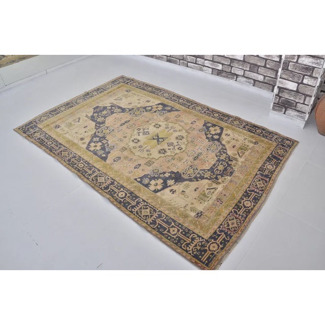 Vintage Framhouse Decor Wool Carpet For Sale - Image 4 of 10