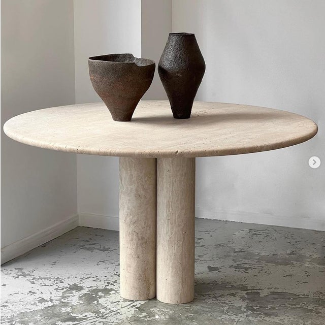 Mid-Century Modern Cream Travertine Round Dining Table from My Habitat Design For Sale - Image 3 of 8