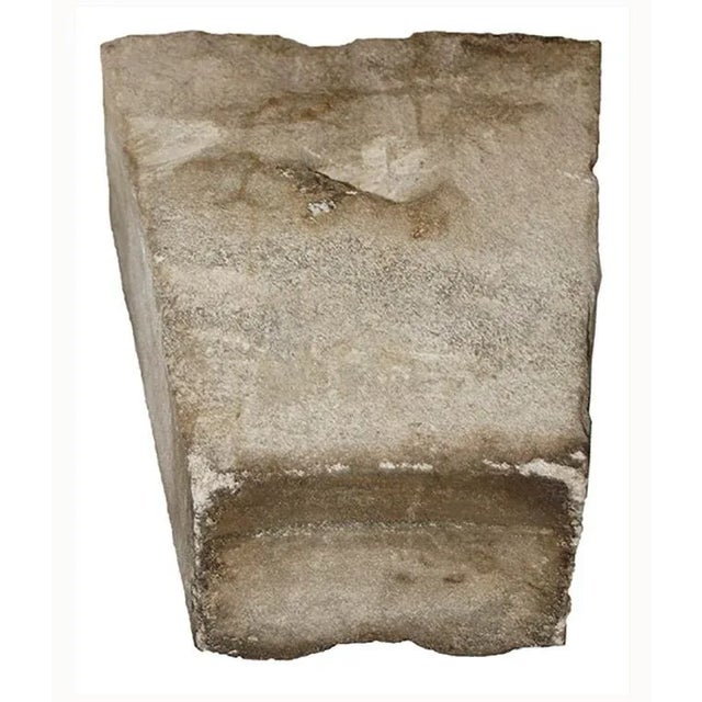 Traditional Antique Limestone Keystone For Sale - Image 3 of 8