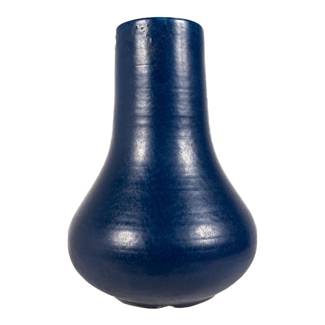 Mid-Century Modern Contemporary Oversized Powder-Blue-Glazed Studio Craft Ceramic Vase, Usa, C. 1980s For Sale