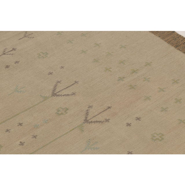 Vintage Swedish Kilim With Eva Nemeth Inspired Design in Beige - Rug & Kilim For Sale In New York - Image 6 of 10