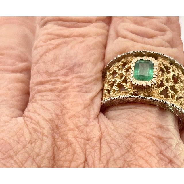 Green 18k Renaissance Inspired Ring W/Emerald Center, Size 7.25 For Sale - Image 8 of 11