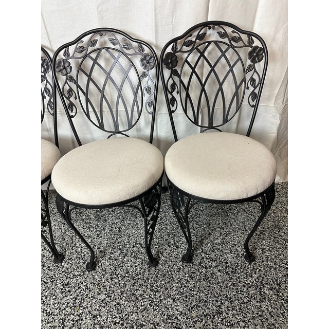 Vintage Woodard Lions Shaw Wildflower Patio Set For Sale In Detroit - Image 6 of 10