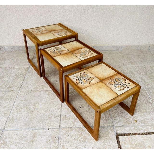 Mid-Century Modern Vintage Nesting Tables in Teak and Earthenware, 1960s, Set of 3 For Sale - Image 3 of 16