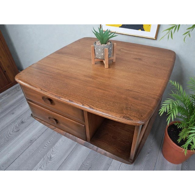 Ercol Mid-Century Modern Pandora Coffee Table in Elm by Lucian Ercolani for Ercol, 1980s For Sale - Image 4 of 18