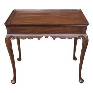 Vintage Virginia Galleries by Henkel Harris Queen Anne Style Mahogany Silver Table For Sale