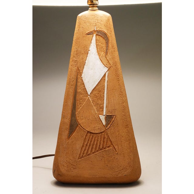 Large Mid Century Modern Indigenous Southwestern Brutalist Sgraffito Terra Cotta Ceramic Art Pottery Table Lamp 1970s For Sale - Image 4 of 11