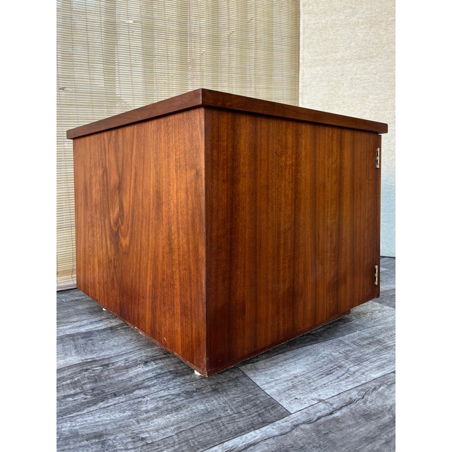 Mid-Century Modern Brutalist-Inspired Side Table by Lane Furniture. Early 1970s For Sale - Image 9 of 18