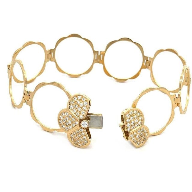 Gold Diamond Convertible Ring Bracelet 18k Yellow Gold Pave Set Flower Top For Sale - Image 8 of 10