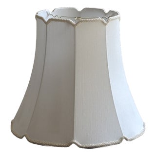 Late-20th Century Traditional Bell Lamp Shade For Sale