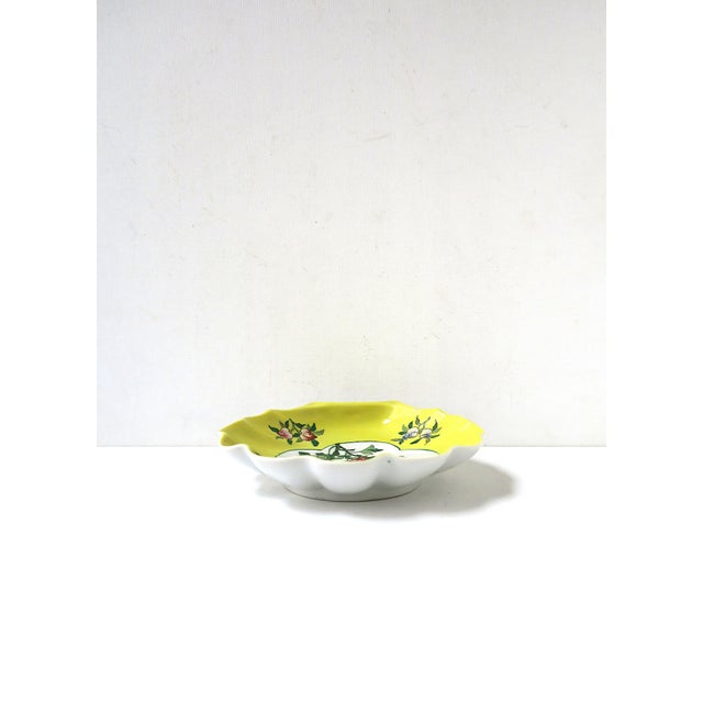 Yellow Seashell Porcelain Jewelry or Soap Dish Yellow Scallop Design, Circa Mid-20th Century For Sale - Image 8 of 9