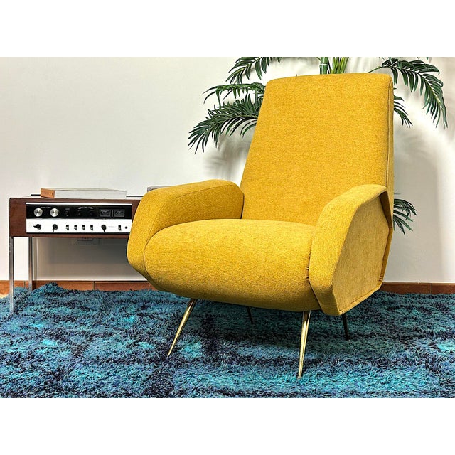 Vintage 1960s armchair made in italy. this vintage armchair from the 1960s embodies the style and elegance of italian...