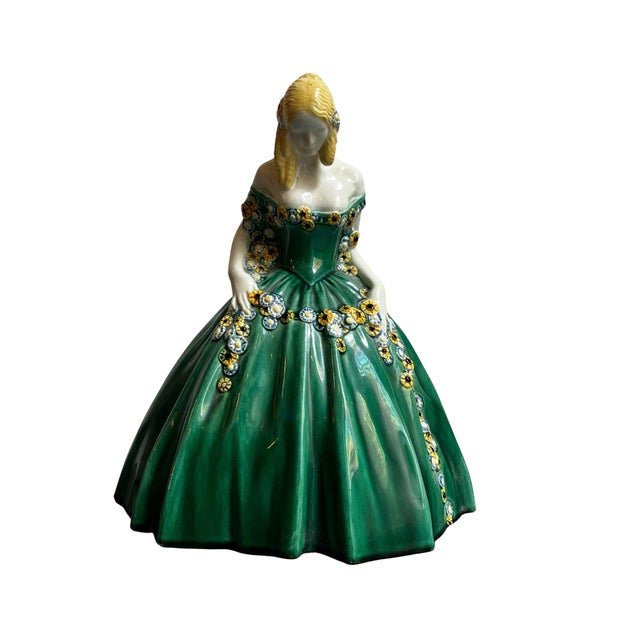 Crinoline Lady with Flower Garland by Michael Powolny for Wiener Keramik, 1910-12 For Sale - Image 9 of 9