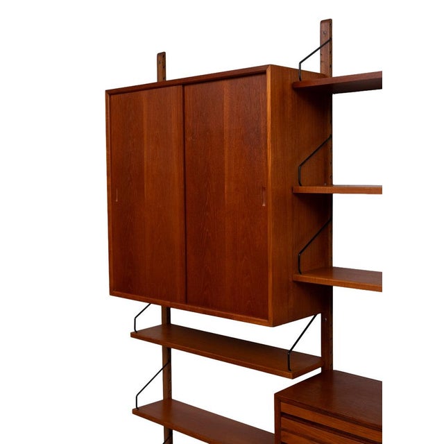 Vintage Royal Wall System with 4 Cabinets in Teak by Poul Cadovius, 1960s, Set of 23 For Sale - Image 13 of 18