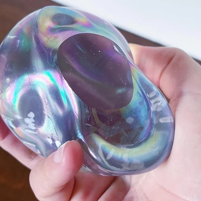 Mid 20th Century Vintage Mouth Blown Iridescent Glass Paperweight in Seashell Form With Infused Silver Flecks For Sale - Image 5 of 6