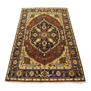 Heriz Rug 4’1” X 6’3” Red Wool Traditional Hand-Knotted Oriental Carpet