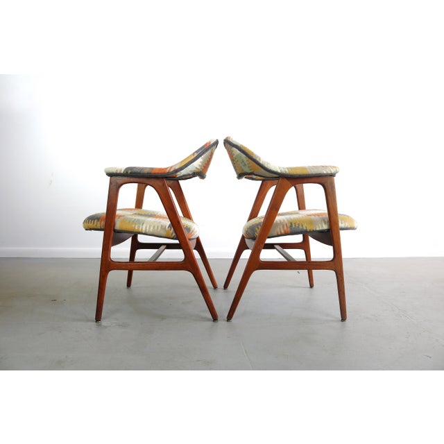 1960s 1960s Danish Modern Side Chairs in Southwestern Print Denmark - a Pair For Sale - Image 5 of 5