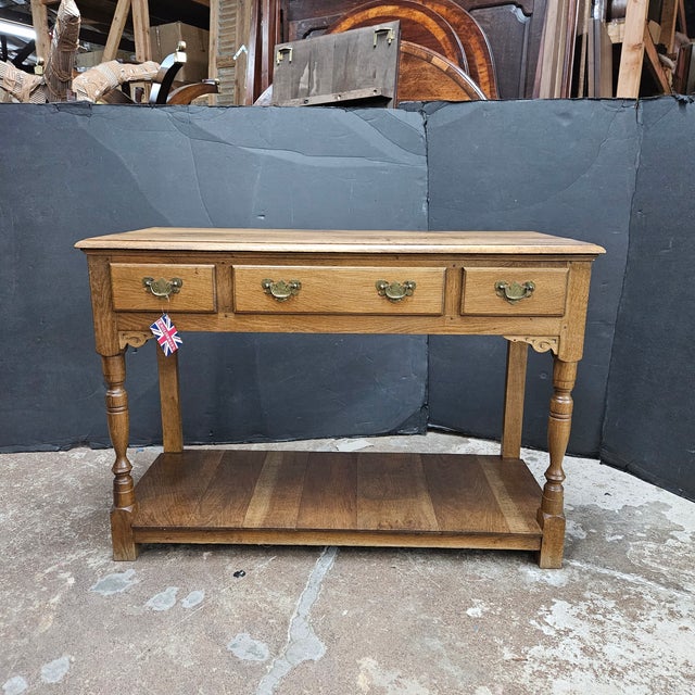 Late 20th Century English Oak Turned Leg Potboard Sideboard With Brass Handles For Sale In Atlanta - Image 6 of 8