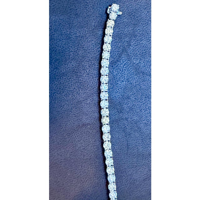 Silver 39 Round Diamond 25 Pointer Each , 10 Carat Tennis Bracelet in 18 K White Gold For Sale - Image 8 of 8