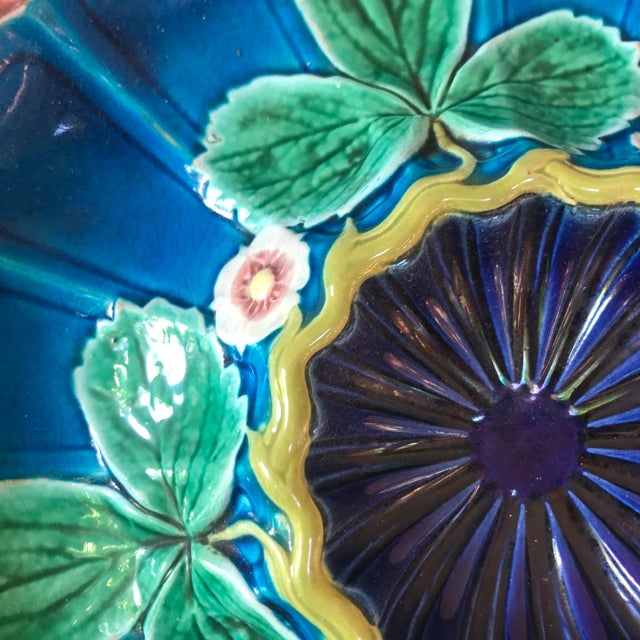1875 Worcester English Majolica Strawberry Plate For Sale - Image 9 of 11