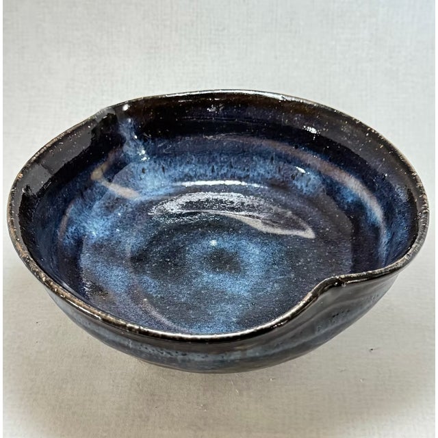 A contemporary Hagi ware (萩焼) serving bowl by Seigan Yamane (山根清玩), Yamaguchi, Japan, glazed in ao-hagi (青萩) blue, early...