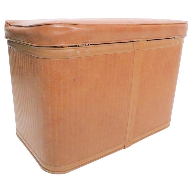Plastic Genuine Pearl-Wick Mid Century Hamper C 1950/60's For Sale - Image 7 of 13
