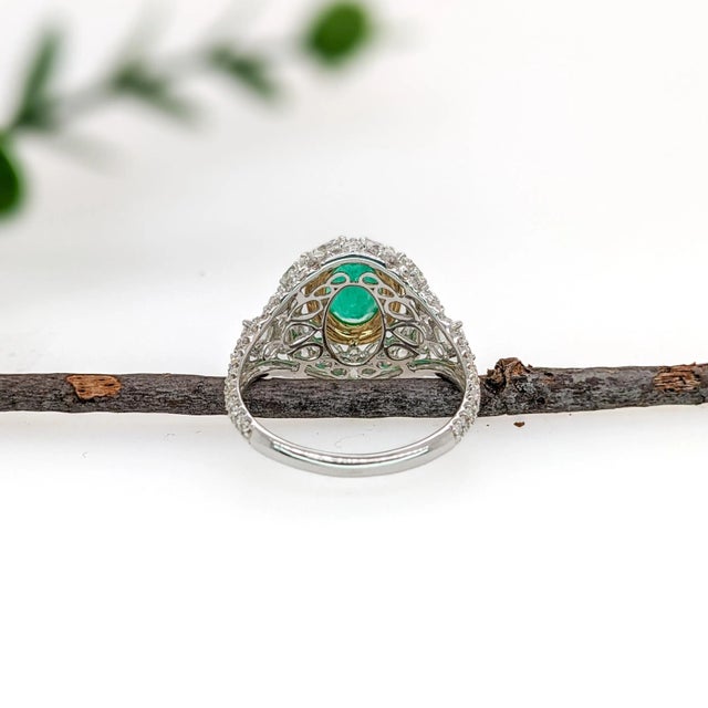 Metal Gia Certified Emerald in a Bespoke Heirloom Setting For Sale - Image 7 of 8