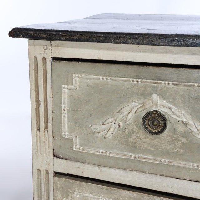 Antique French Classical 2-Drawer Commode With Carved Laurel Garland 17th/18thC For Sale - Image 11 of 18