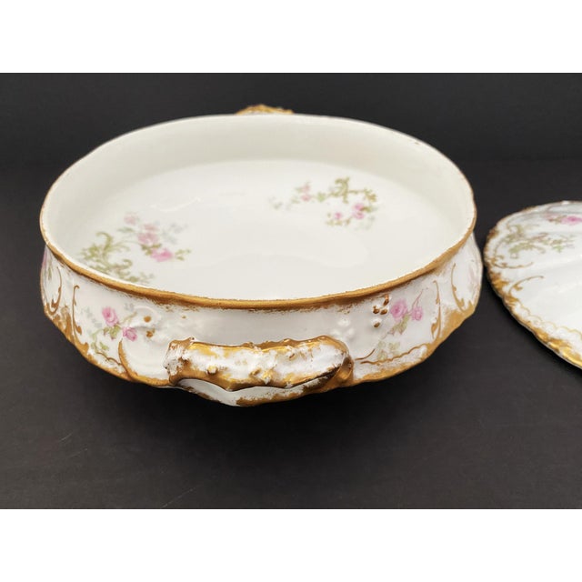 Late 19th C. Theo Haviland Schleiger 144f, Round Covered Vegetable Bowl, Pink Roses, DBL Gold For Sale - Image 16 of 17