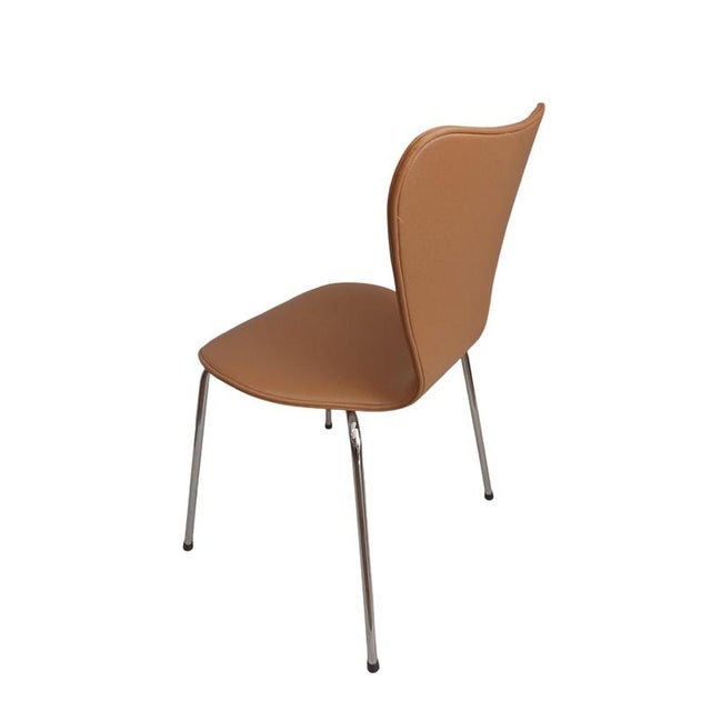Mid-Century Stackable Dining Reception Chairs in the style of Fritz Hansen, Set of 7 For Sale - Image 12 of 13