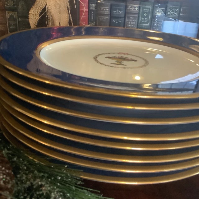 Set of 12 Spode Copelands Cobalt Dinner Plates, Acid Etched Gold For Sale - Image 10 of 13