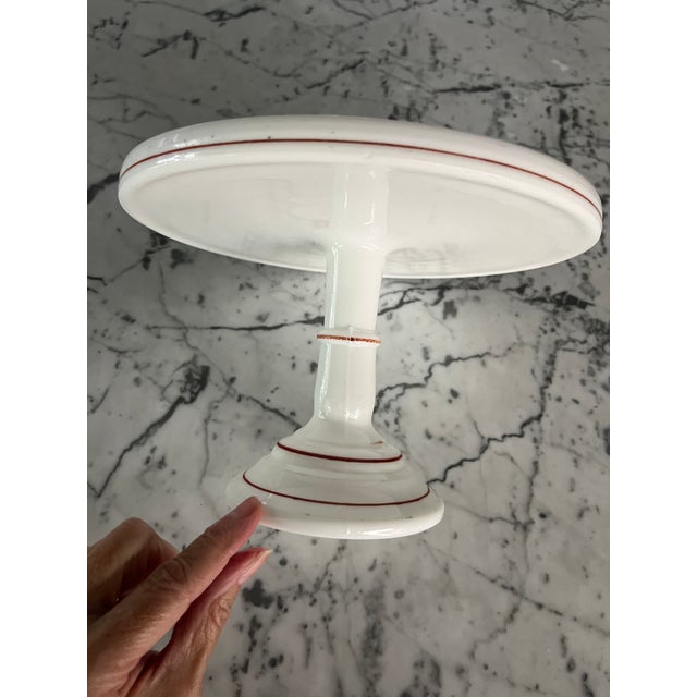 Enjoy this sweet pedestal with a nice cake or other goodies. The red striping adds another "layer" of detail.