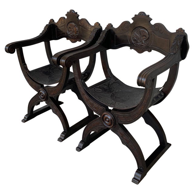 19th Century Pair of Carved Walnut Tooled Leather Savonarola Bench or Settee For Sale - Image 9 of 18