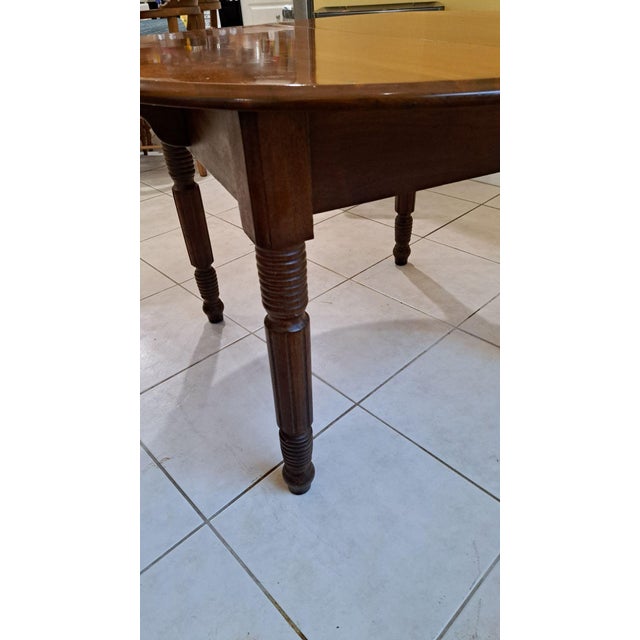 Late 19th Century Antique Round Mahogany Dining Table, 42” Turned Legs, Farmhouse Style For Sale - Image 5 of 10