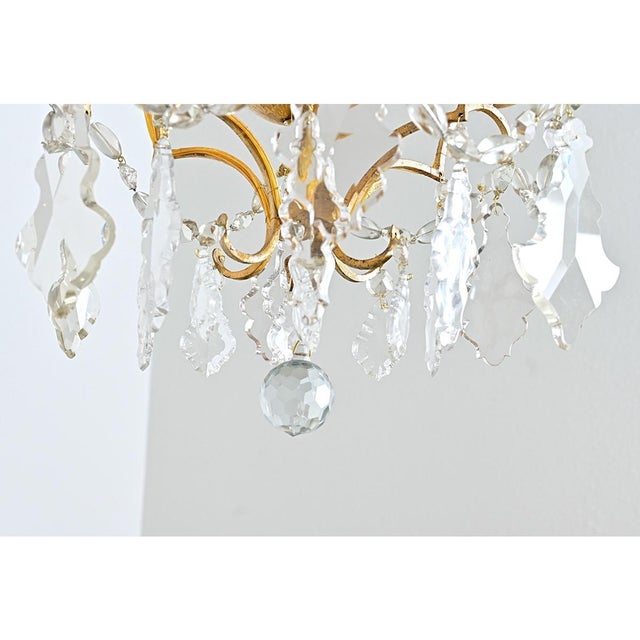French Vintage Gilt Bronze Chandelier in the Manner of Baguès For Sale - Image 15 of 15