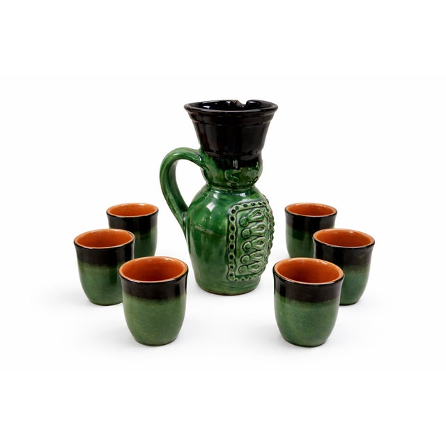 Vintage Hungarian Ceramic Figural Decanter Set with Cups, 1960s, Set of 7 For Sale - Image 4 of 8