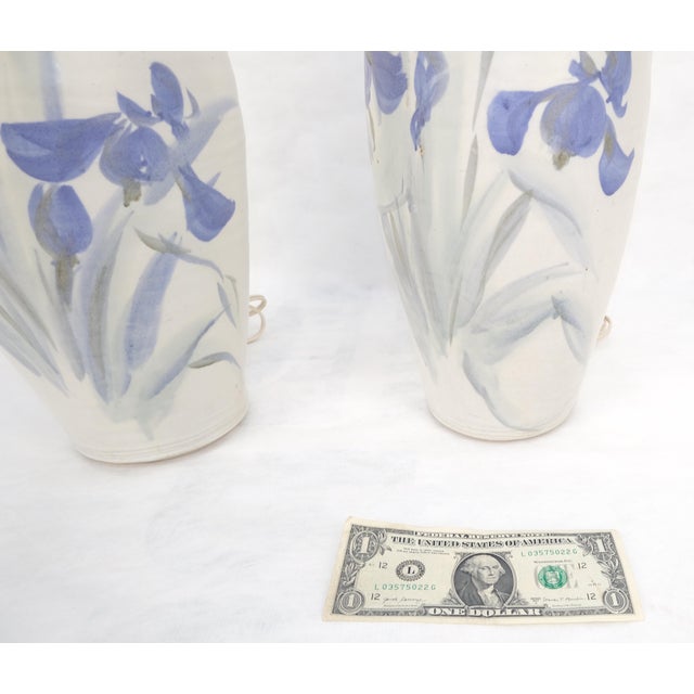 White Pair of Ceramic White & Flow Blue Artist Signed Vase Shape Table Lamps MINT For Sale - Image 8 of 9