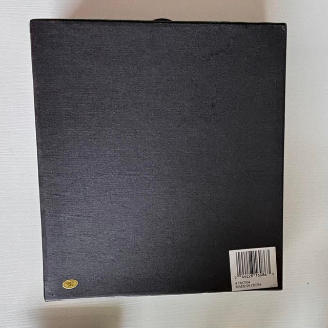 Circa 1980 Towle Silversmiths Fish Forks & Knife Boxed Set / Boston Antique Silver Pattern / Service for 4 - Set of 8 For Sale - Image 9 of 10