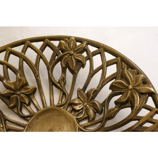 1960s Mid-Century Art Nouveau Style Openwork Gilt Brass Basket, 1950s For Sale - Image 5 of 11