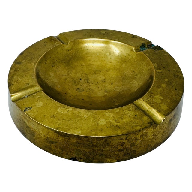 Pair of Vintage 1950s Italian Solid Brass Ashtrays, Heavy Cast 12oz Mid Century Modern Catchall Dishes, Original Patina Hollywood Regency For Sale In Tampa - Image 6 of 16