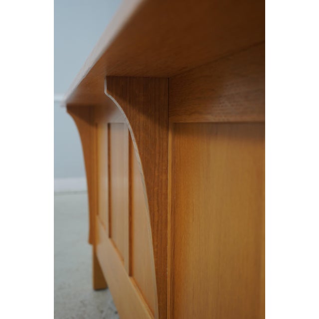 Stickley Mission Oak Prairie Settee Sofa For Sale In Philadelphia - Image 6 of 18