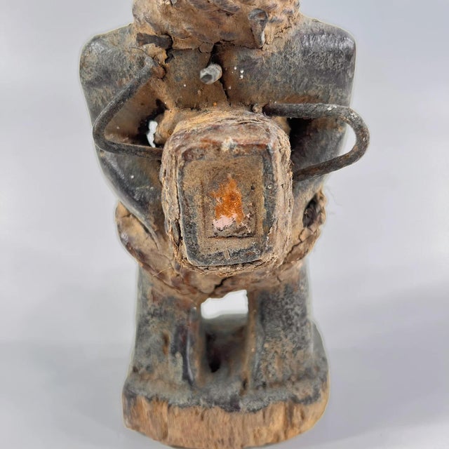 Early 20th Century Early 20th Century Kongo Nkisi Nkondi Power Fetish Figure For Sale - Image 5 of 10