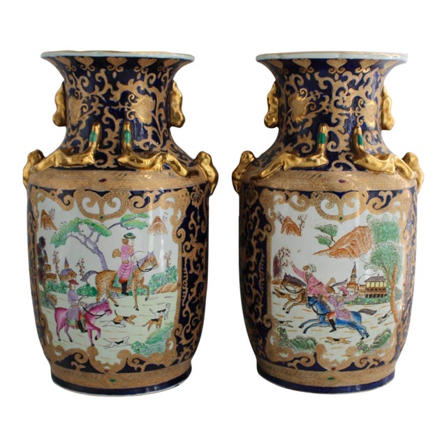 Mid 20th Century Pair Large 18" Chinese Porcelain Vases Cobalt Blue Gold Hunt Scene Chinoiserie For Sale