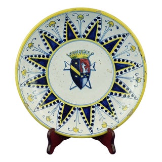 Antique Italian Ceramic Plate with Noble Coat of Arms from Montelupo Manufacture, 1700s For Sale