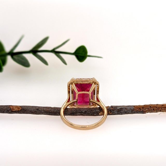 11.5ct Madagascar Ruby Ring W Natural Diamond Halo in 14k Gold, Size 6.75 For Sale In Columbus - Image 6 of 6