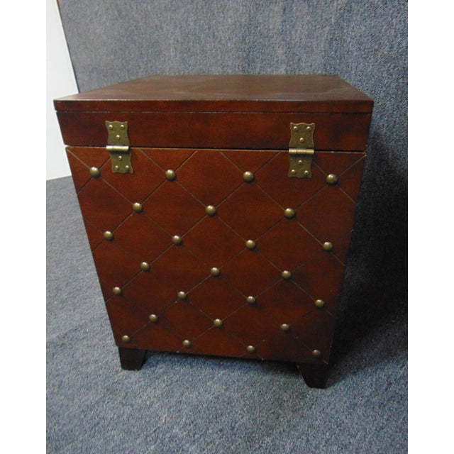 Regency Style Diamond Patterned Lift Top Trunk For Sale In Philadelphia - Image 6 of 9