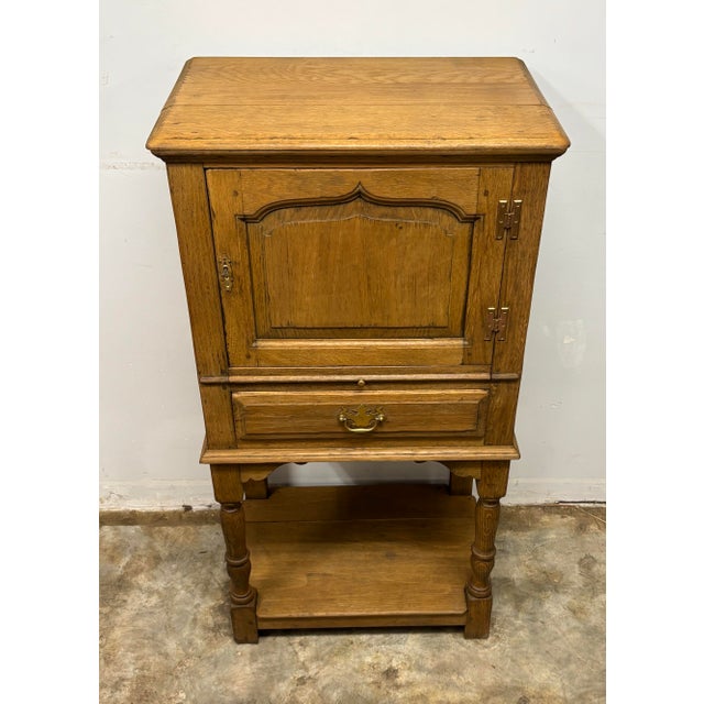 19th Century English Oak Cabinet For Sale - Image 4 of 8