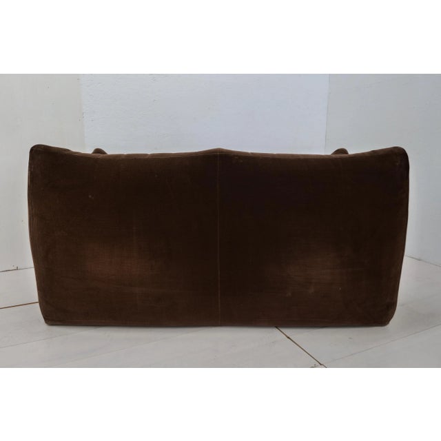 Mid-Century Modern 1972 Mario Bellini for B&b Italia 'Le Bambole' Loveseat. Italy For Sale - Image 3 of 9