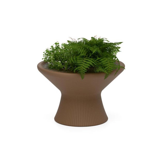 OUTi 3505 Polyethylene Vase by LOOPE Dimensions: Ø 100 x H 65 cm. Materials: Polyethylene