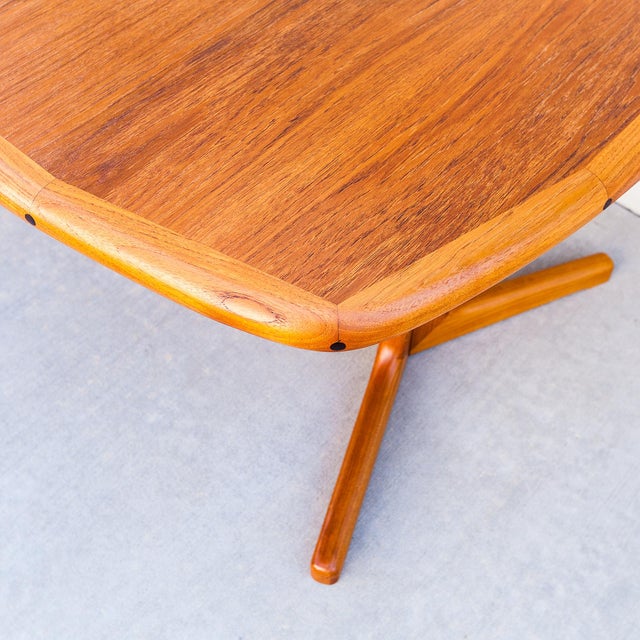 Vintage Danish Modern Teak Extension Dining Table With Two Leaves by D-Scan For Sale In Los Angeles - Image 6 of 15